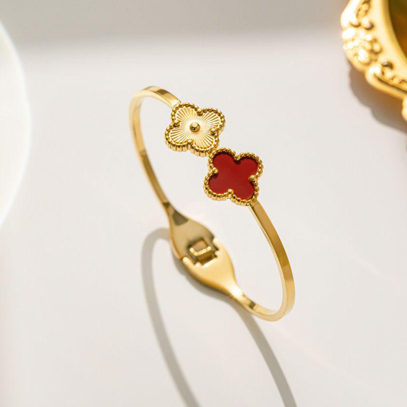 Clover Bangle