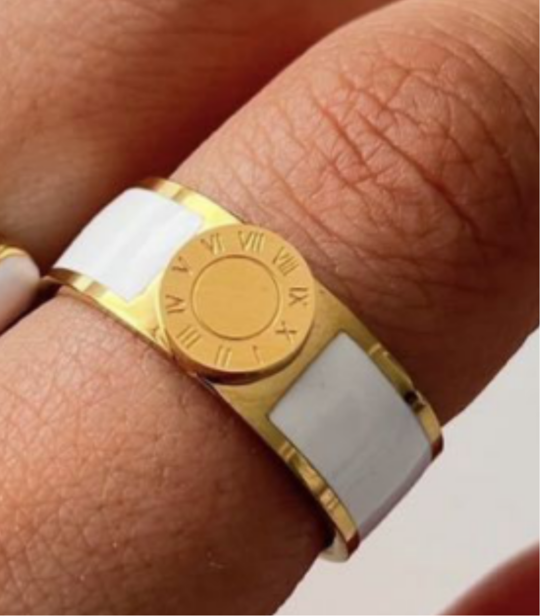 B Ring- White
