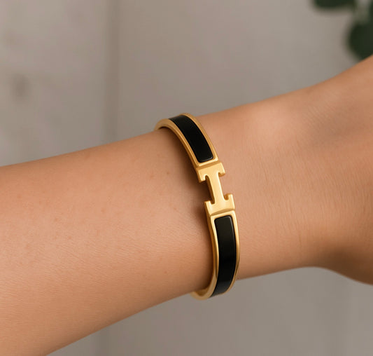 Skinny H Bangle -